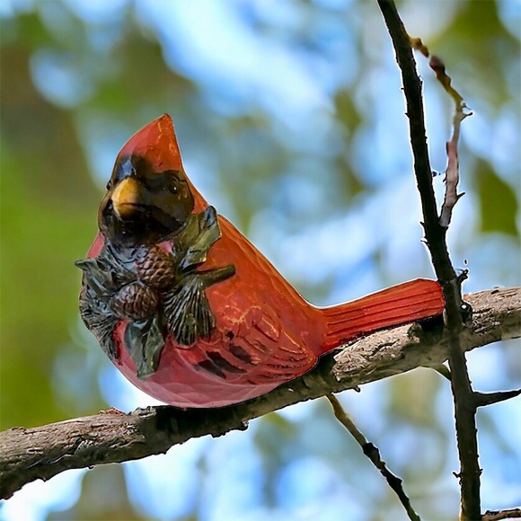 Red Cardinal Bird Figurine Wood Carved Look Resin Holly Pinecones Christmas - Picture 15 of 15